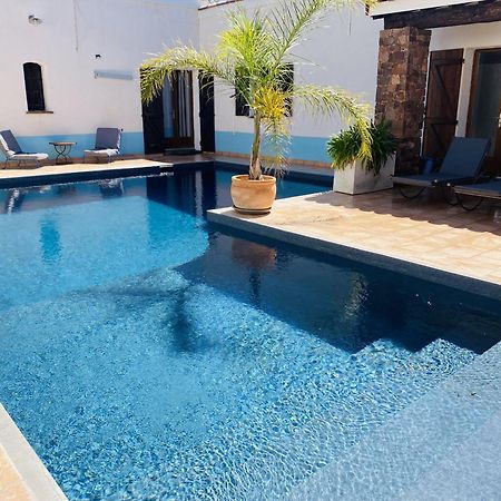 Villa Le Patio Bleu à La Crau Extérieur photo