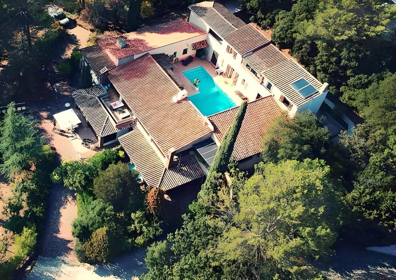 Villa Le Patio Bleu à La Crau Extérieur photo