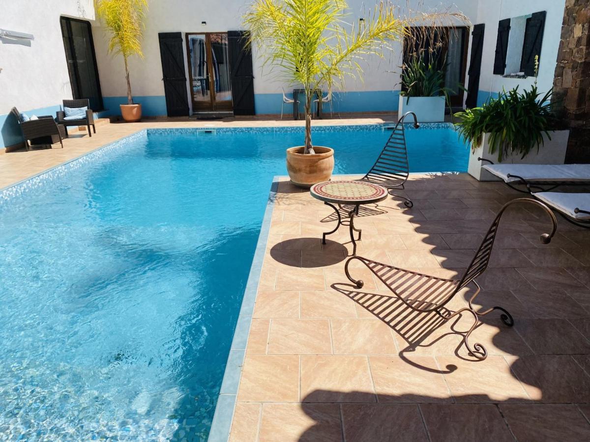 Villa Le Patio Bleu à La Crau Extérieur photo