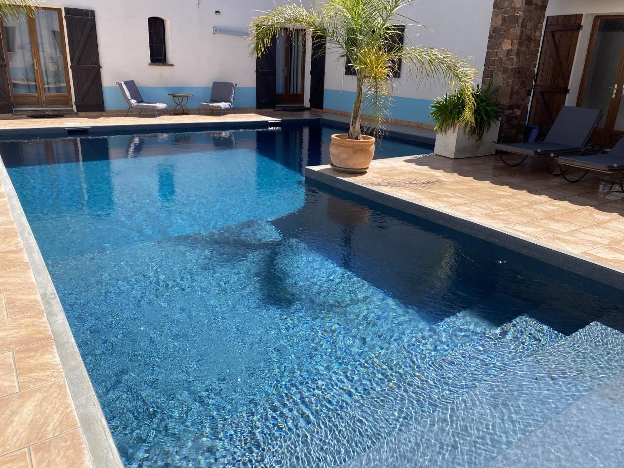 Villa Le Patio Bleu à La Crau Extérieur photo