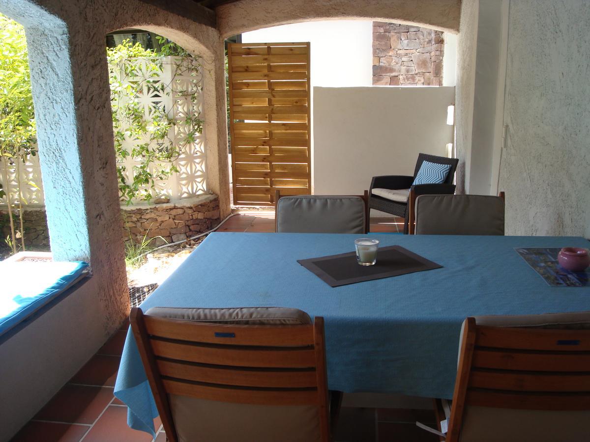 Villa Le Patio Bleu à La Crau Extérieur photo